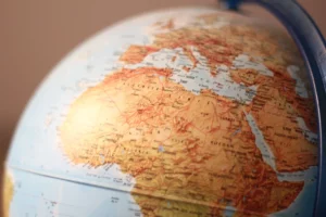 Traduction anglaise dans le monde entier ?