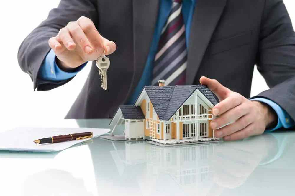 Remise des clés pour un crédit immobilier à l’étranger
