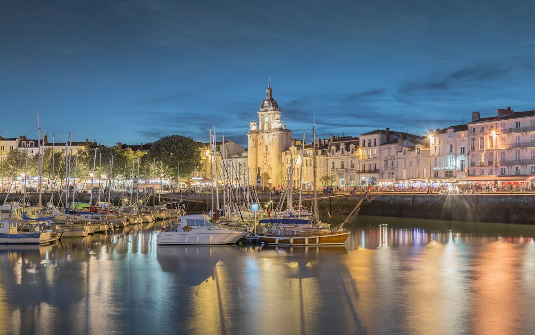 Port de La Rochelle sur la façade atlantique de Nouvelle-Aquitaine